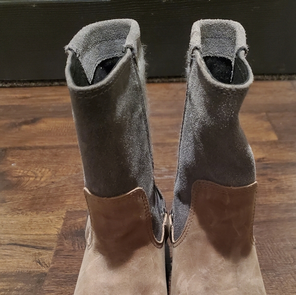 EUC•SOREL•Slimshortie Women's Boot (8.5) - Picture 2 of 7